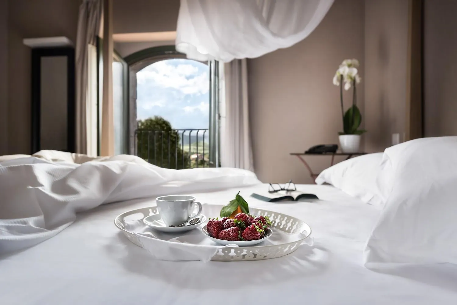 Cavanera Etnea Resort & Wine Experience كاستيليوني دي سيشيليا